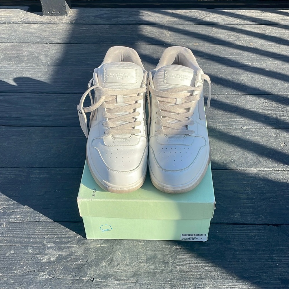 Off-White Sneakers